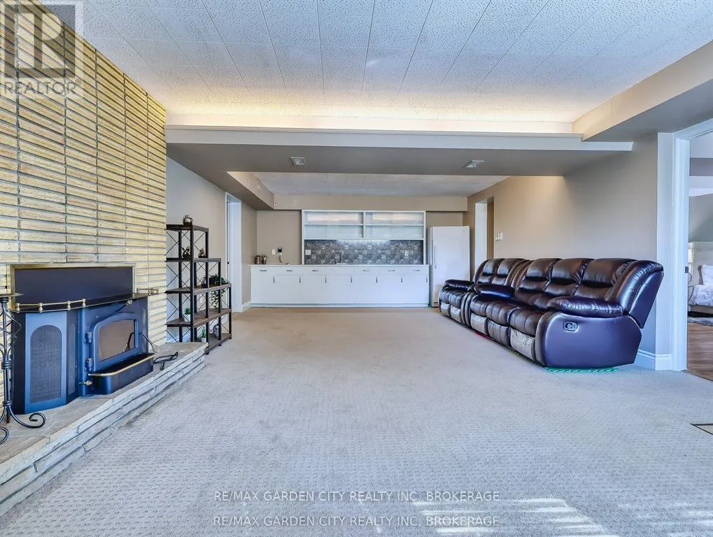 28 MARSDALE DRIVE