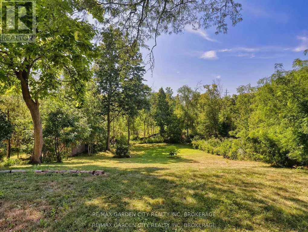 28 MARSDALE DRIVE