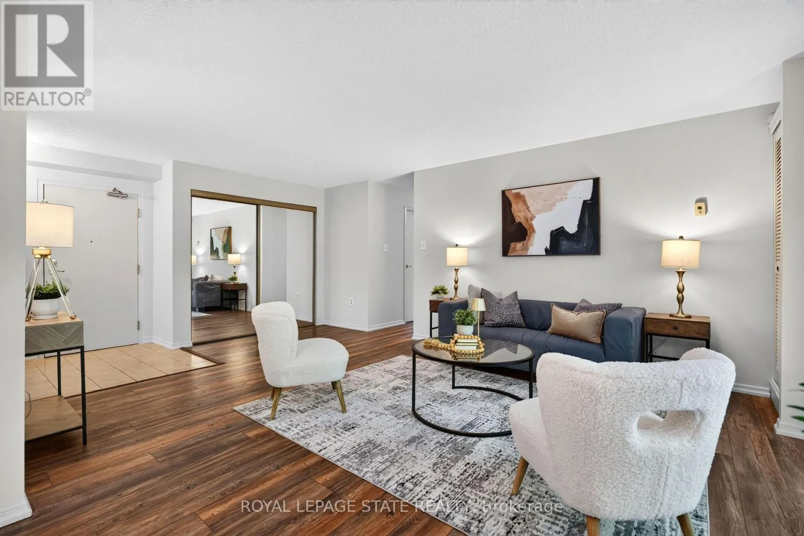 203 - 966 QUEENSTON ROAD