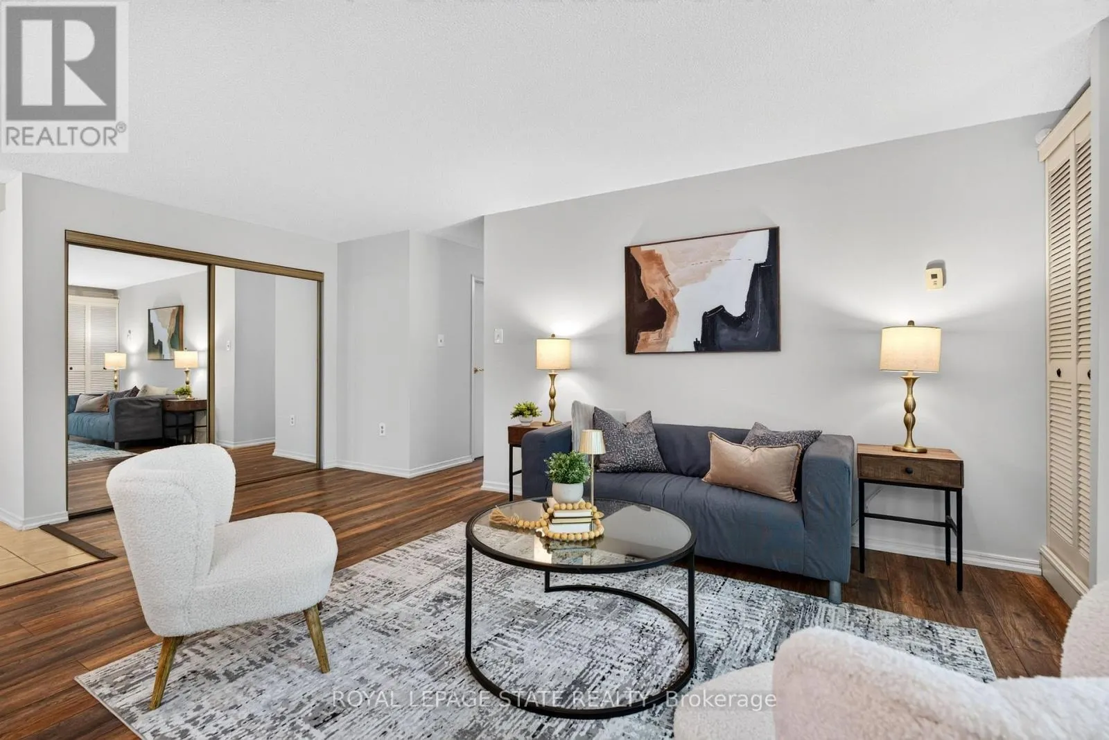 203 - 966 QUEENSTON ROAD