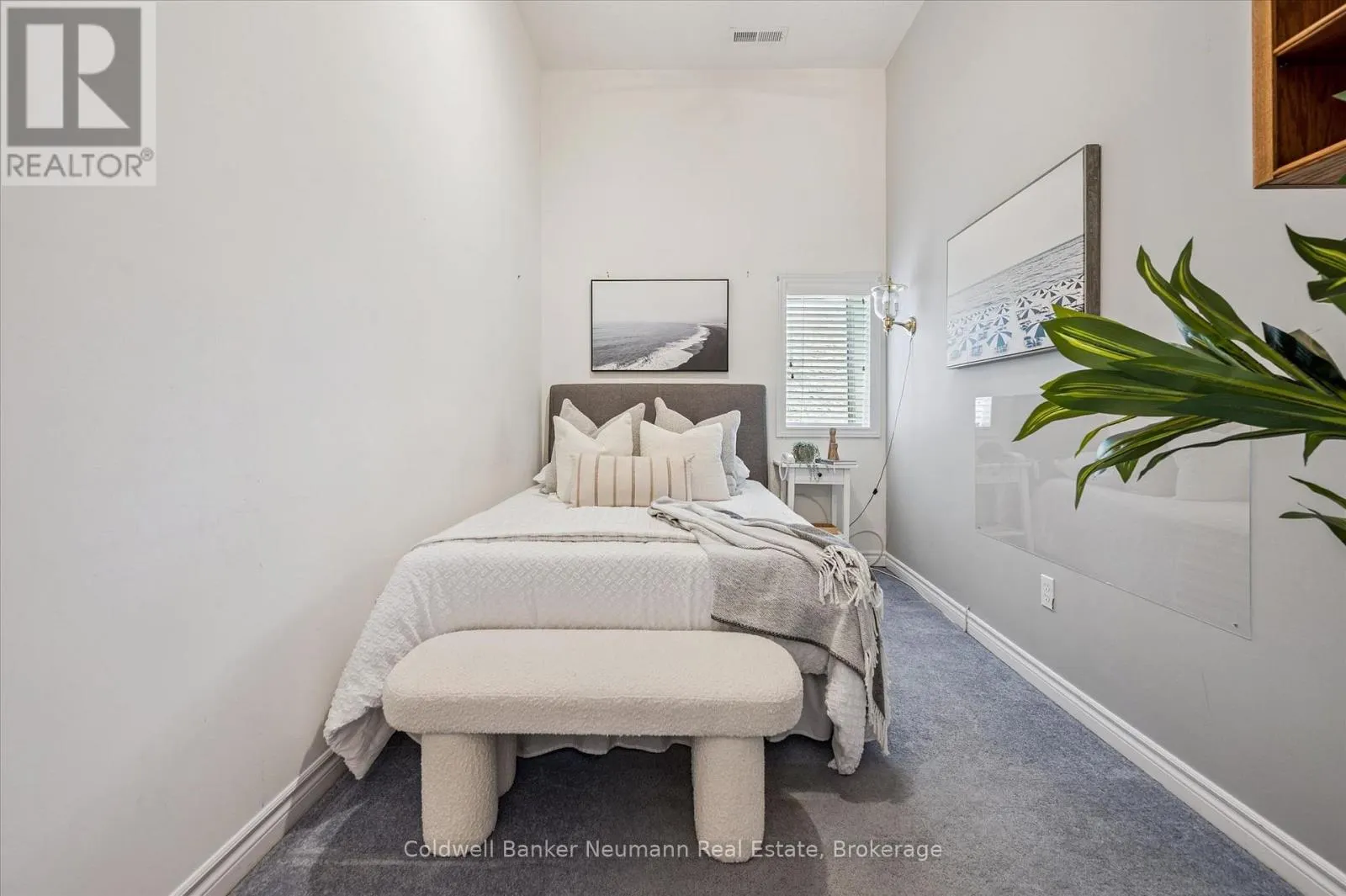 306 - 478 ST ANDREW STREET E #306