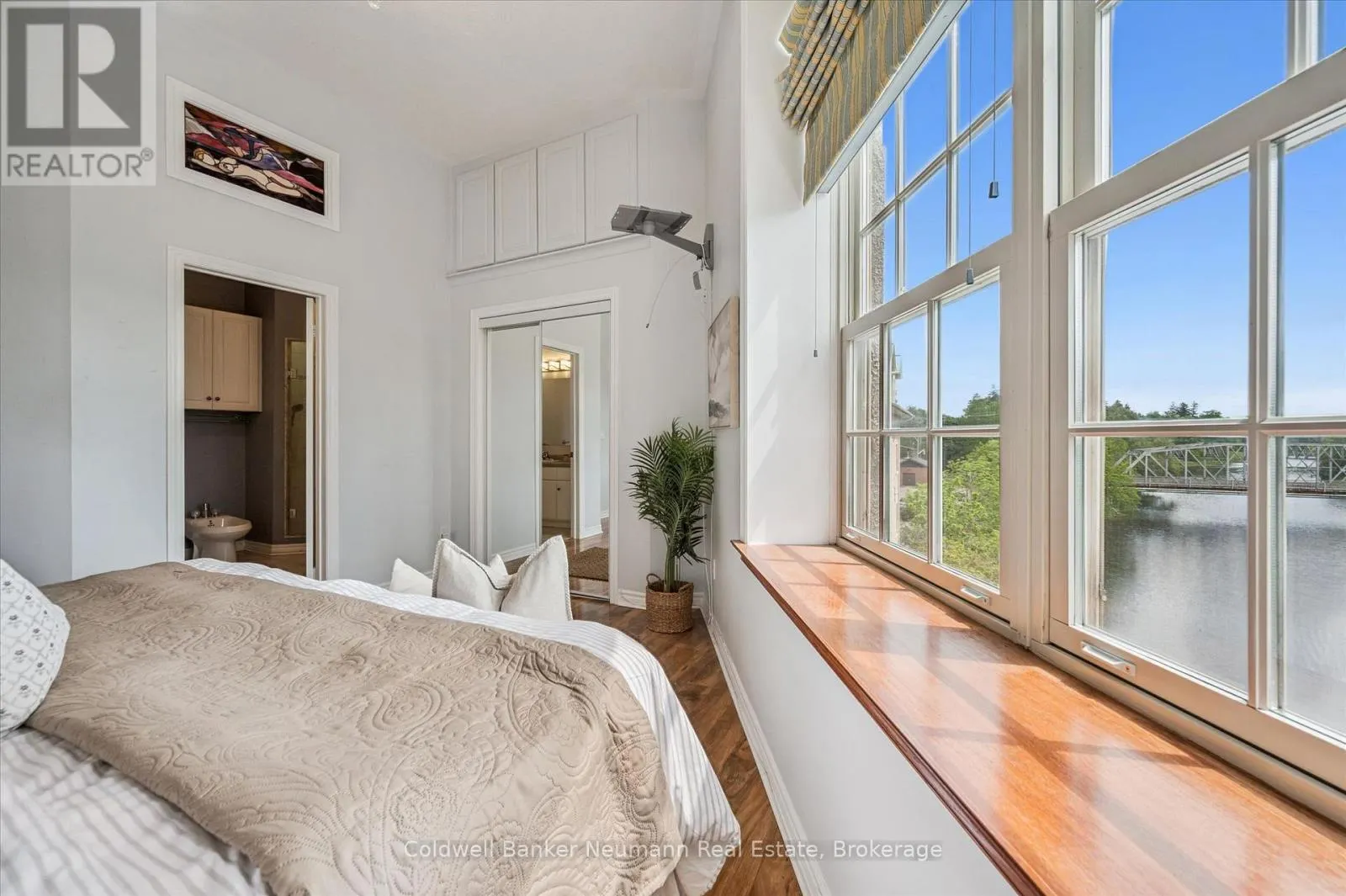306 - 478 ST ANDREW STREET E #306
