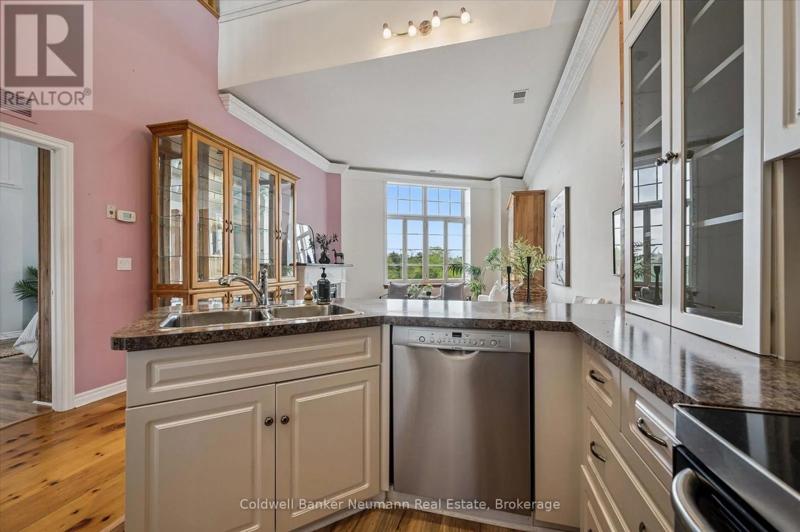 306 - 478 ST ANDREW STREET E #306