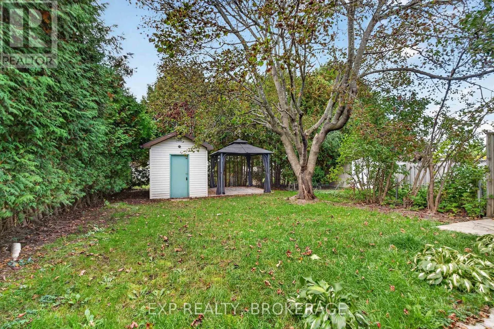585 GAVIN COURT