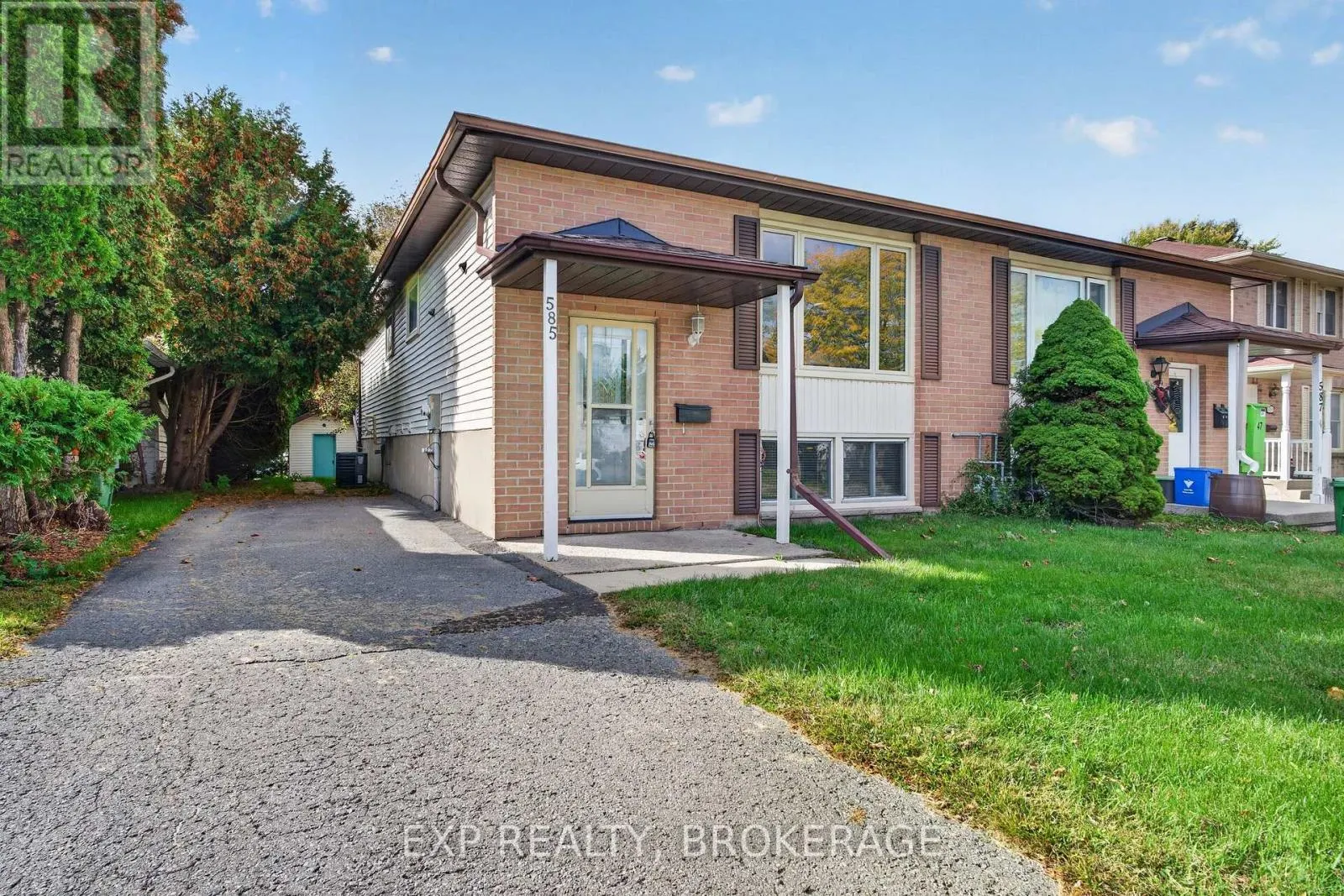 585 GAVIN COURT