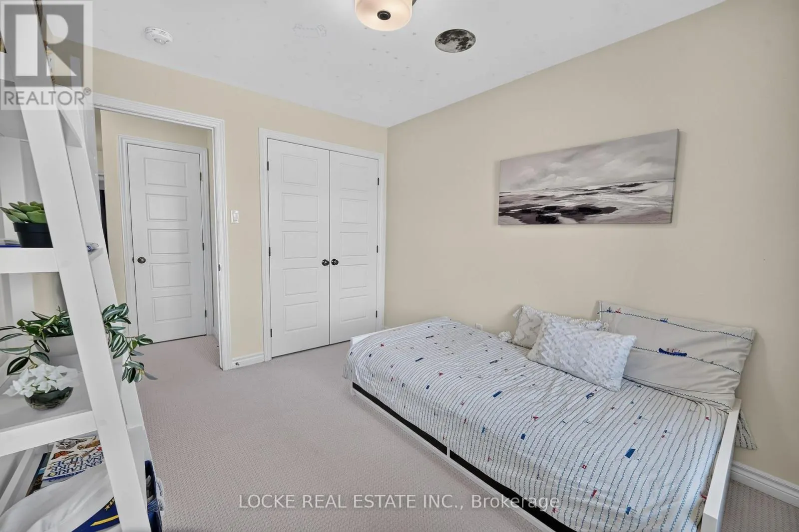 748 CAP DIAMANT WAY