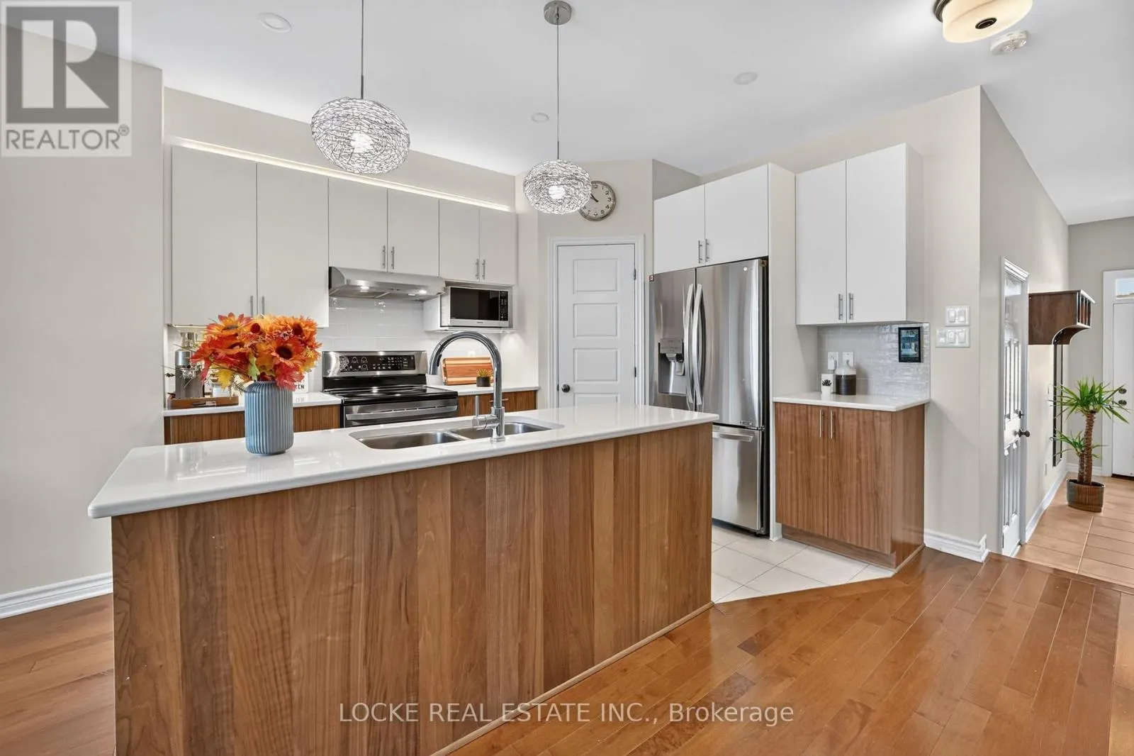 748 CAP DIAMANT WAY