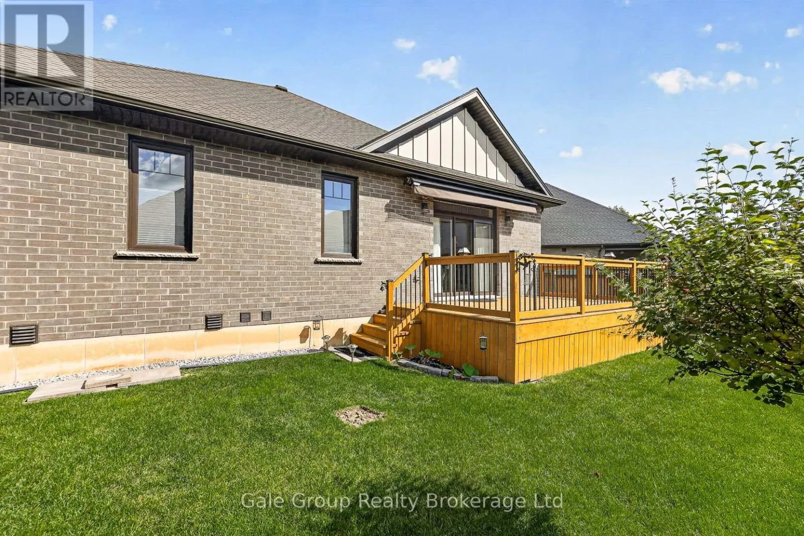 3 EVERGREEN COURT