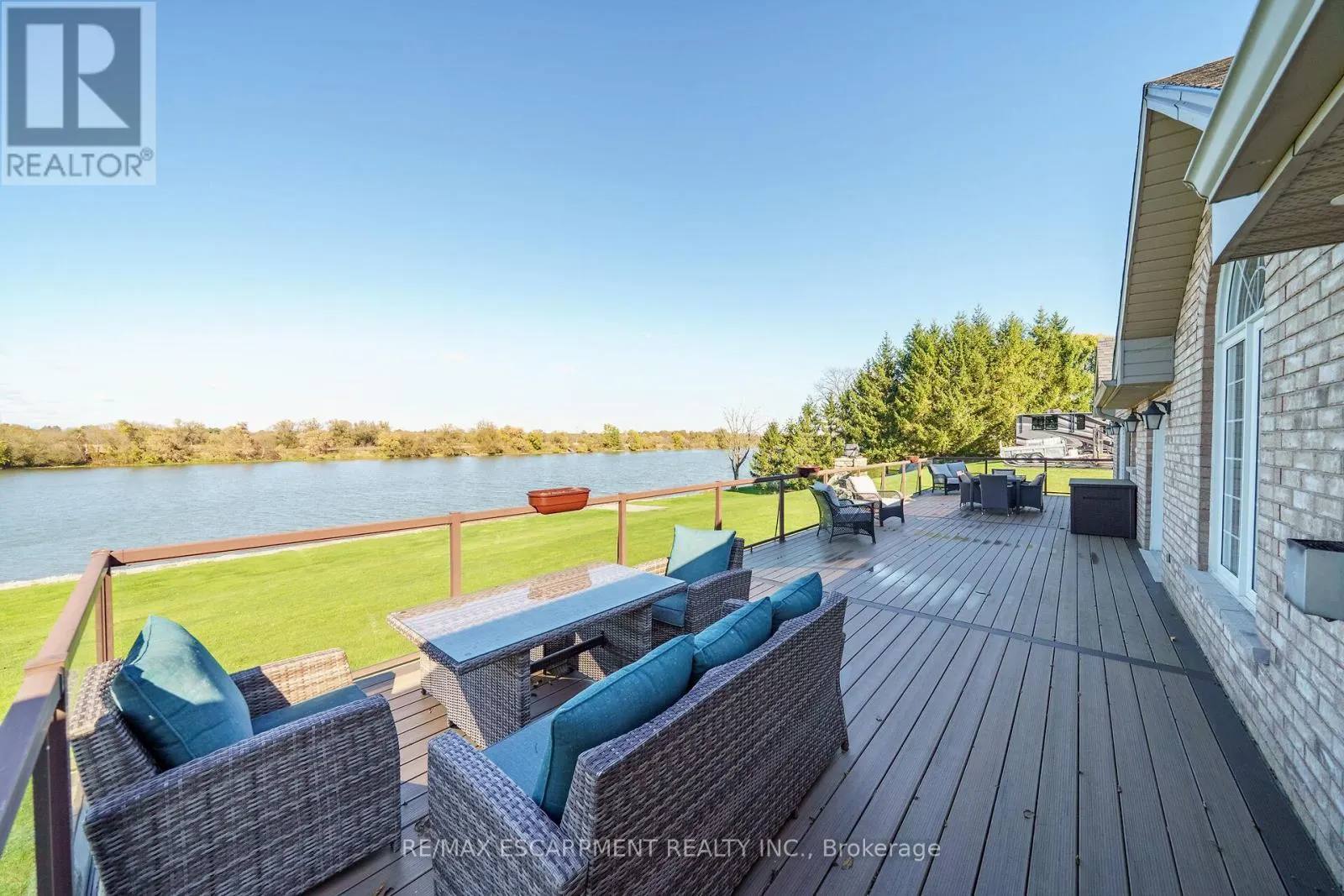 1140 RIVER ROAD