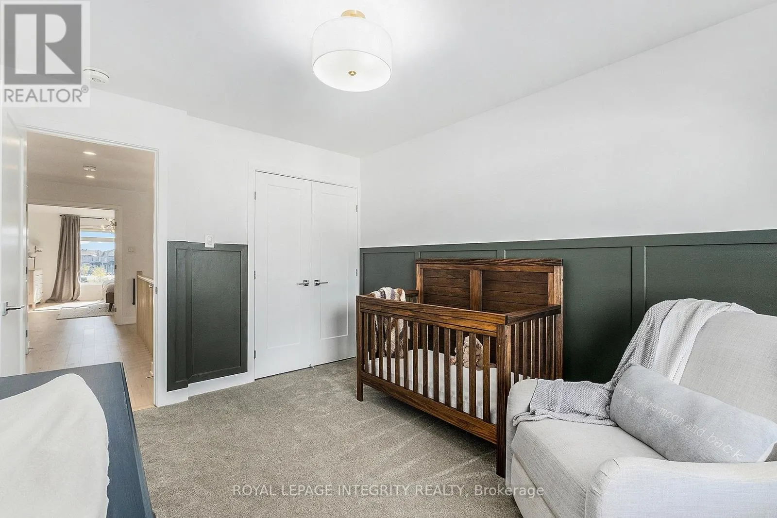 860 SOLARIUM AVENUE