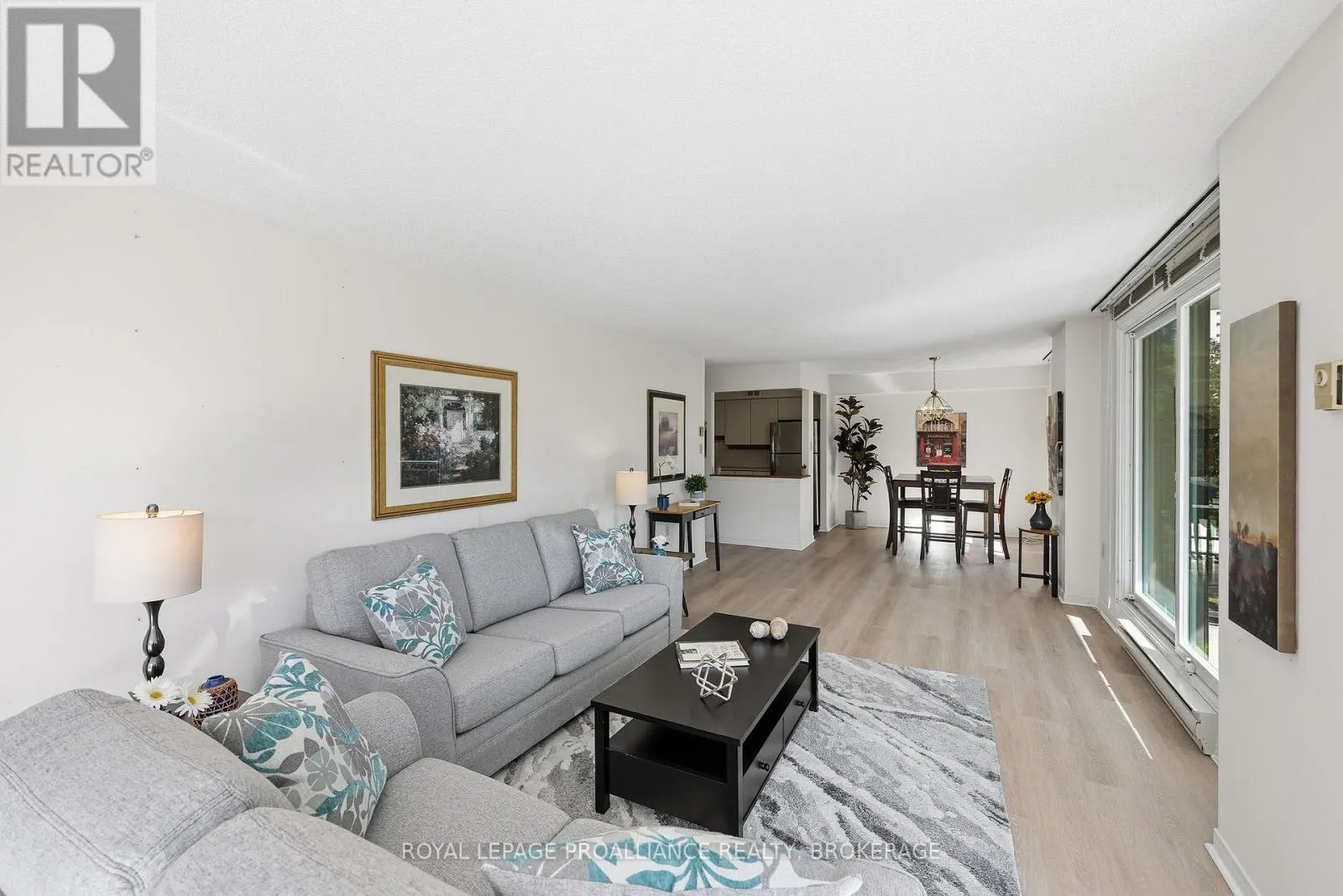 406 - 115 BARRETT COURT #406