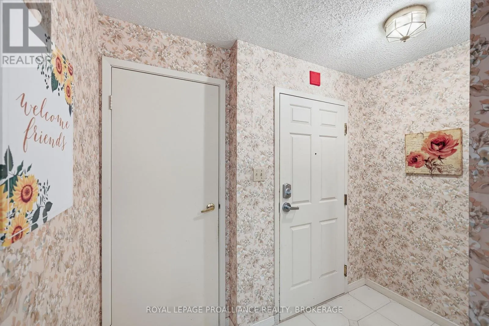 406 - 115 BARRETT COURT #406
