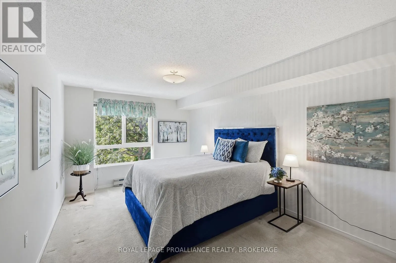 406 - 115 BARRETT COURT #406
