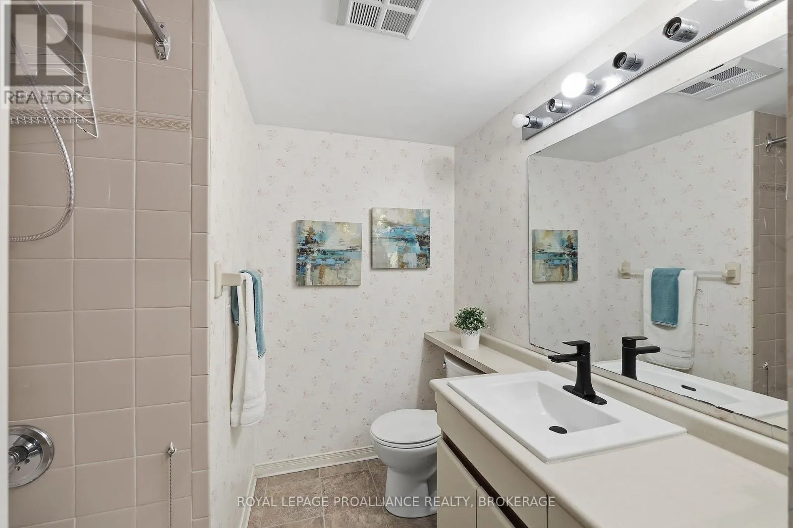 406 - 115 BARRETT COURT #406