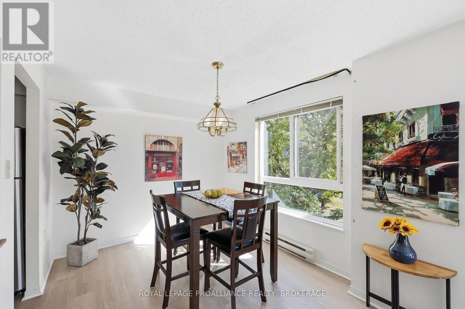 406 - 115 BARRETT COURT #406