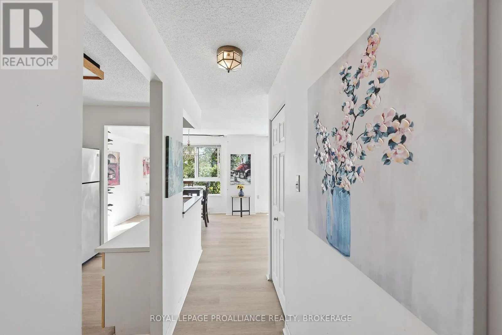 406 - 115 BARRETT COURT #406