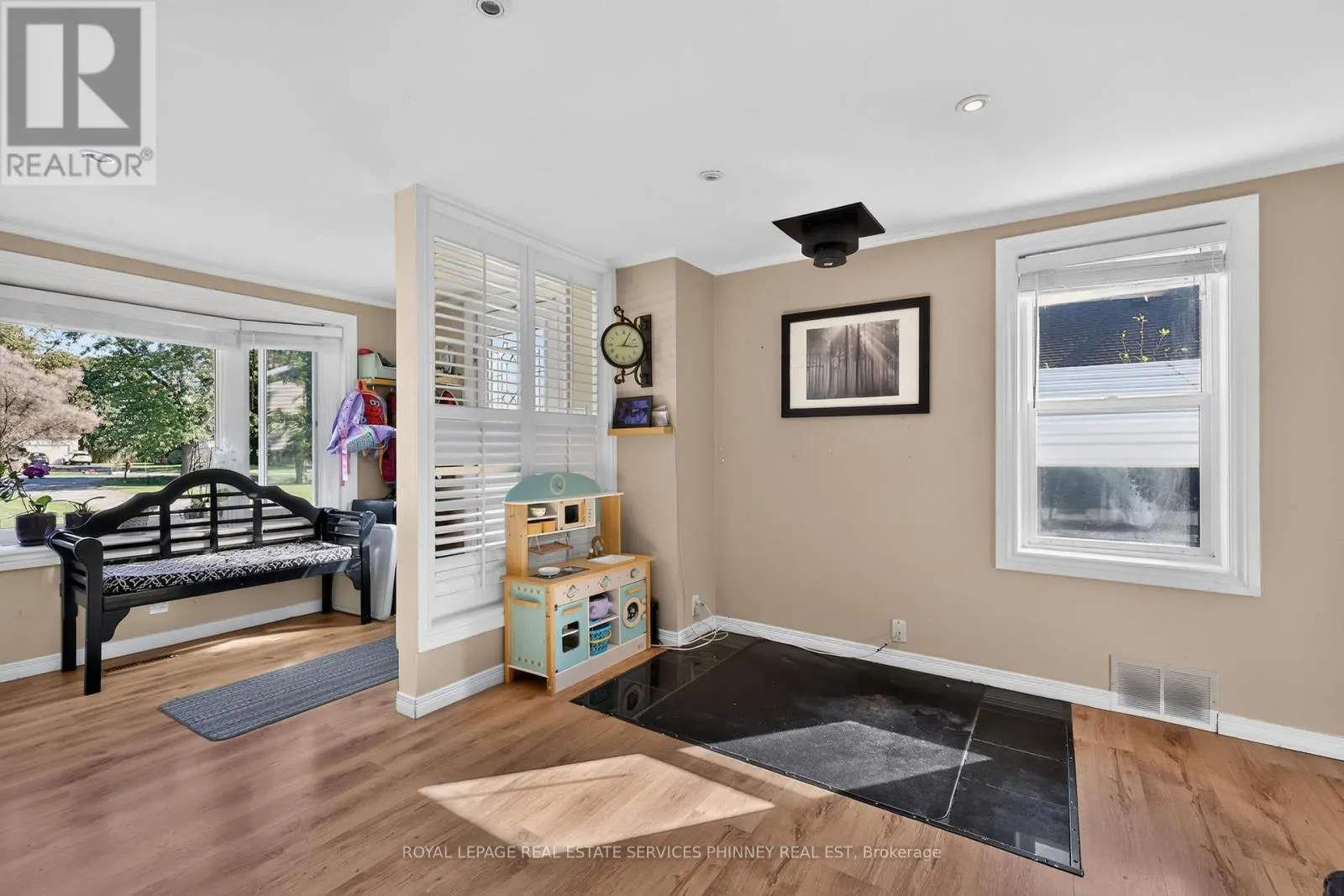 715 SOUTH PELHAM ROAD