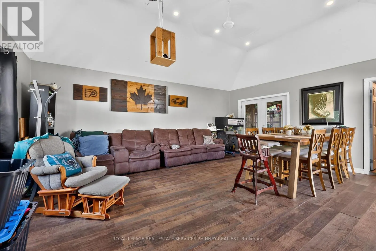 715 SOUTH PELHAM ROAD