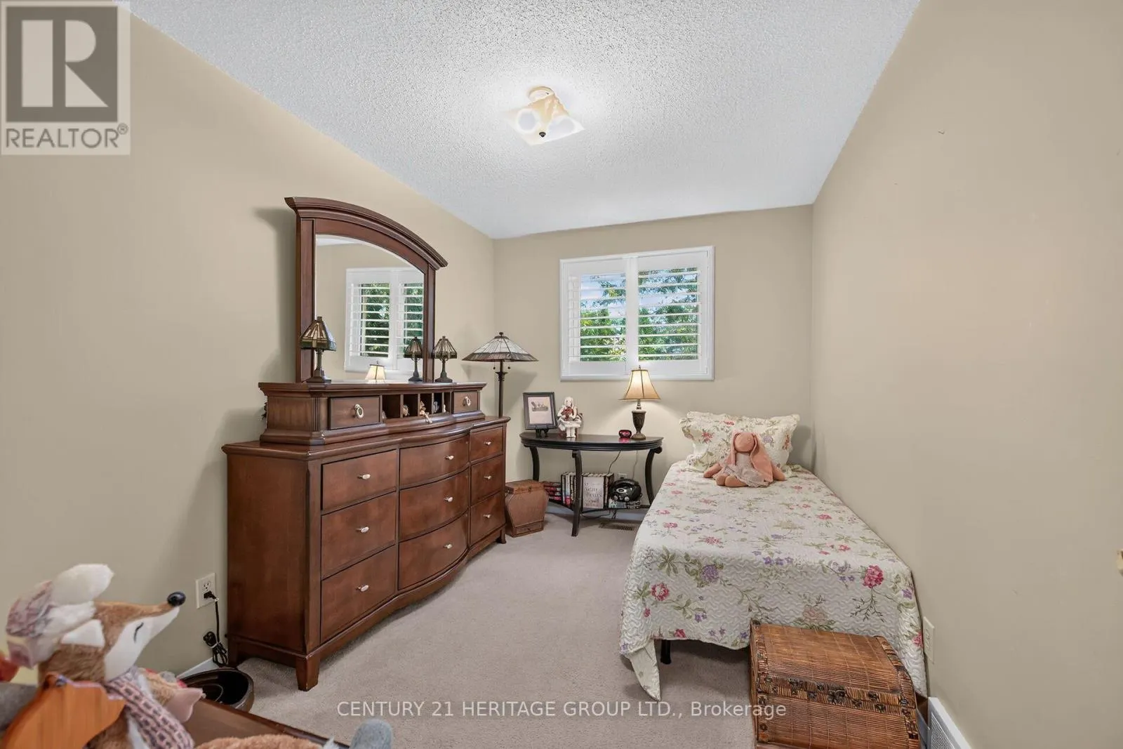 89 STONEY BROOK CRESCENT