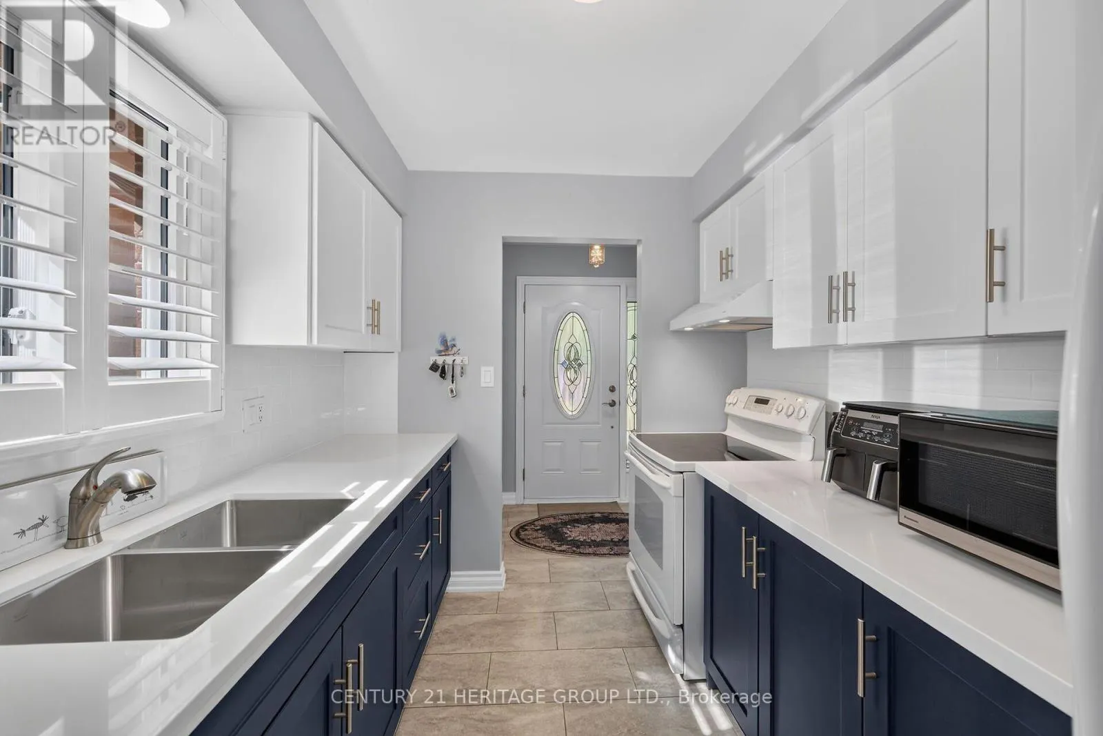 89 STONEY BROOK CRESCENT