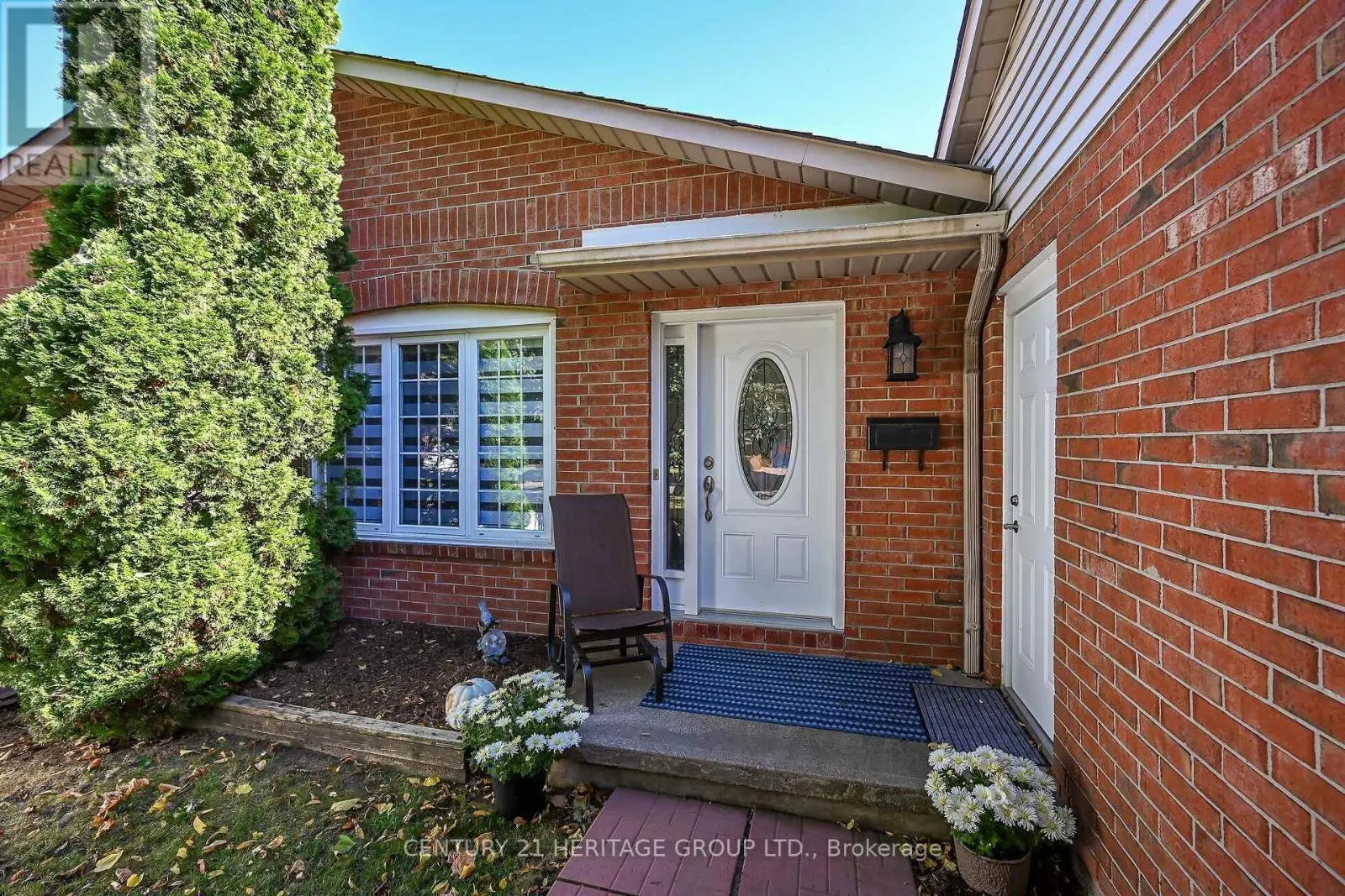89 STONEY BROOK CRESCENT