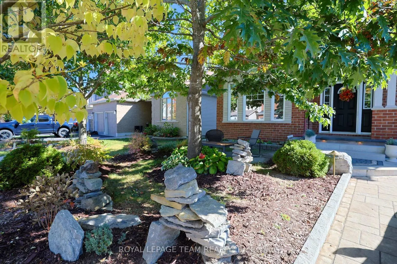 127 COYOTE CRESCENT