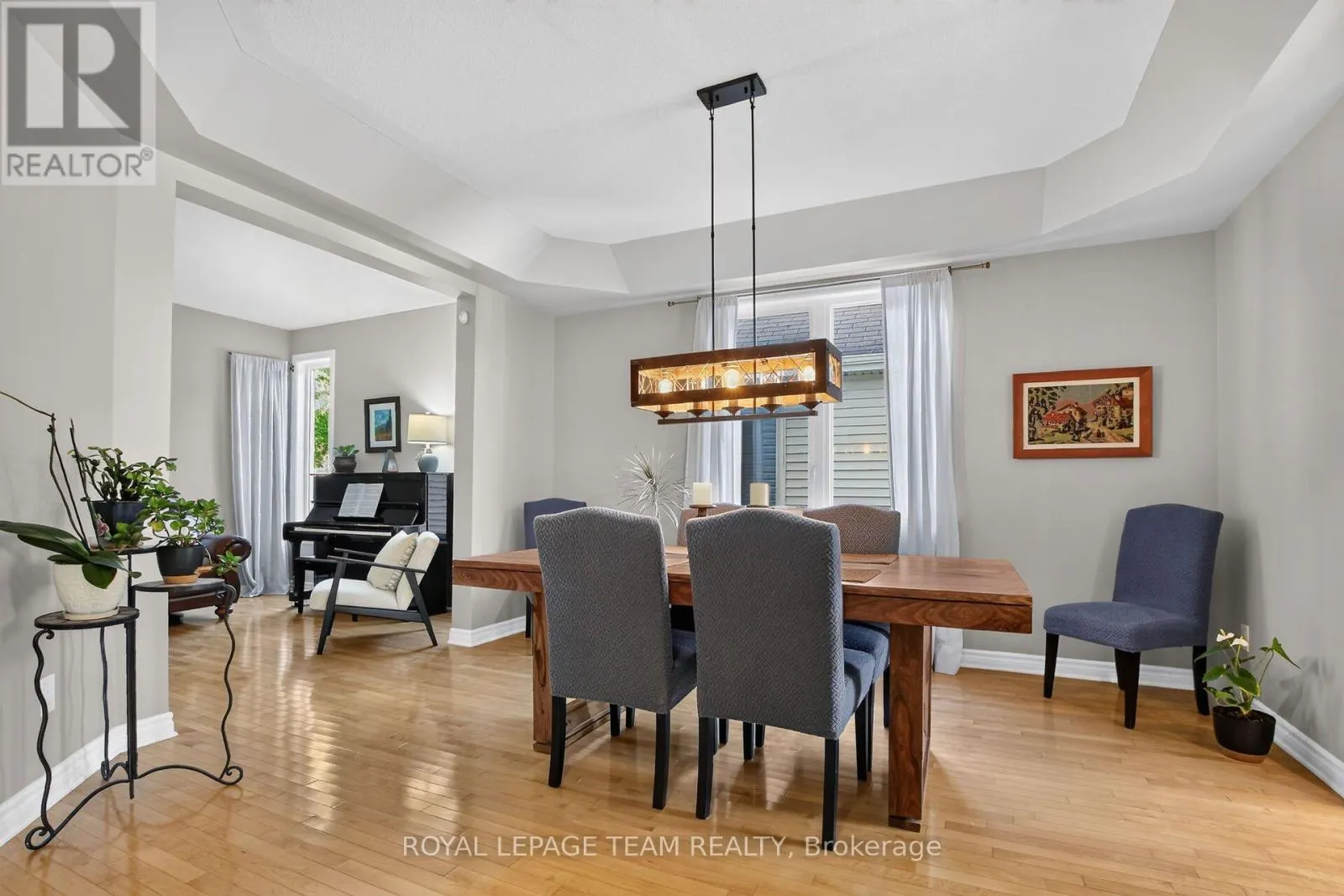 127 COYOTE CRESCENT