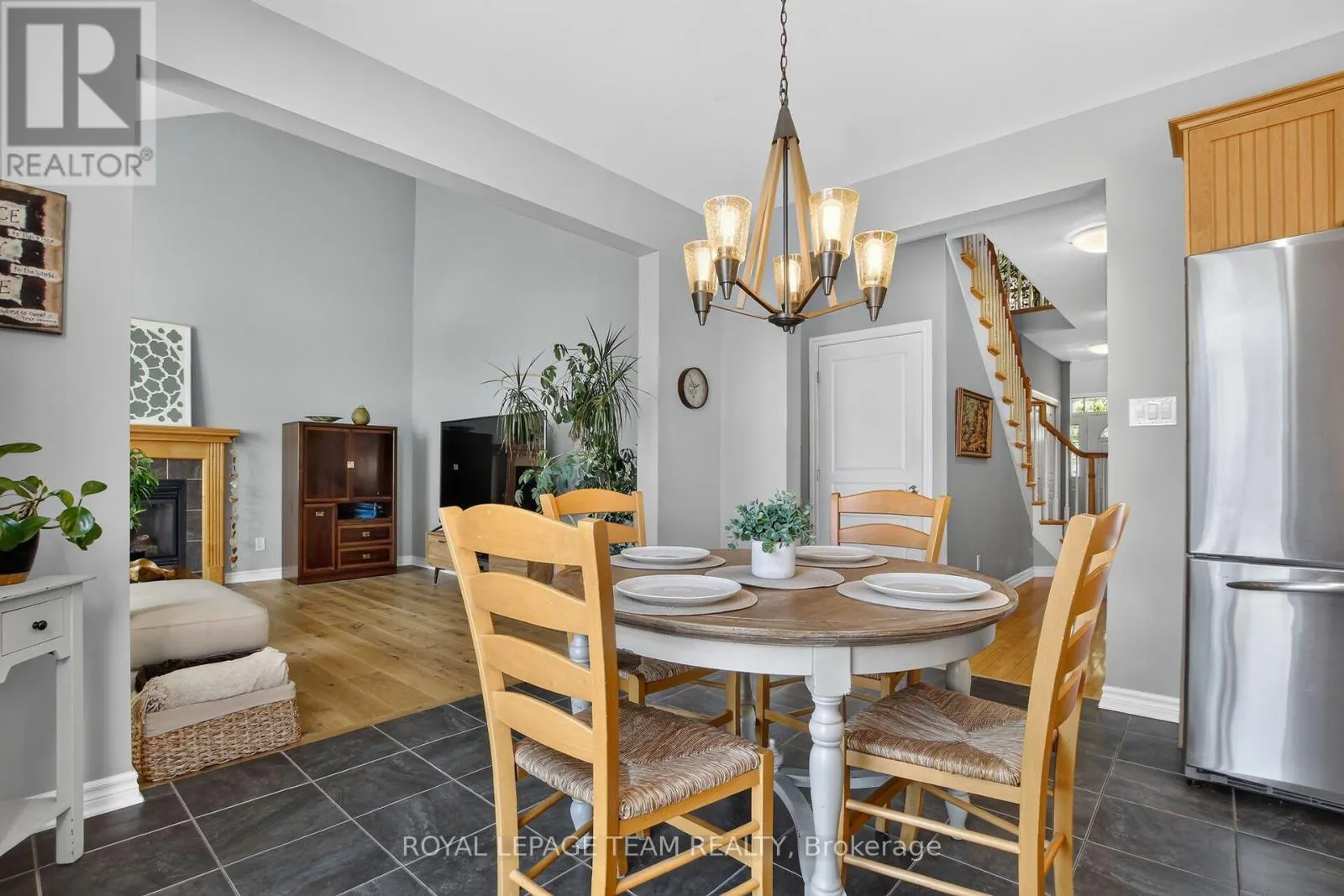 127 COYOTE CRESCENT