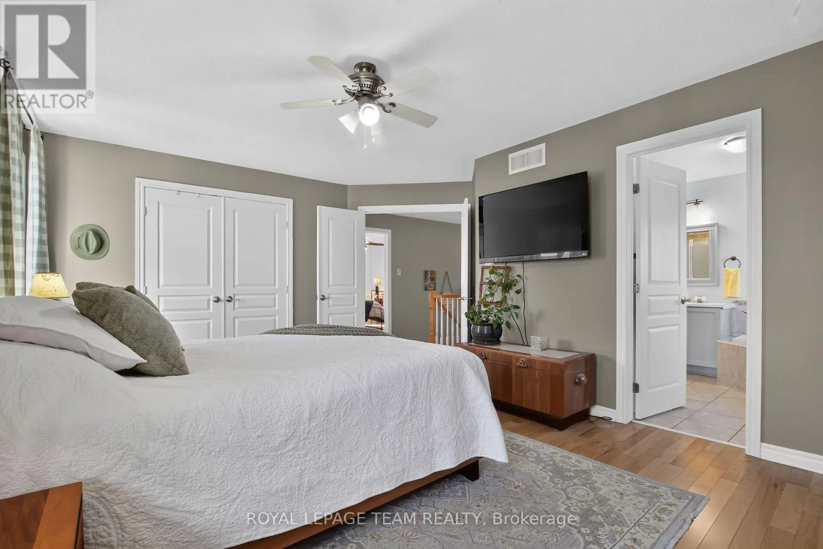127 COYOTE CRESCENT