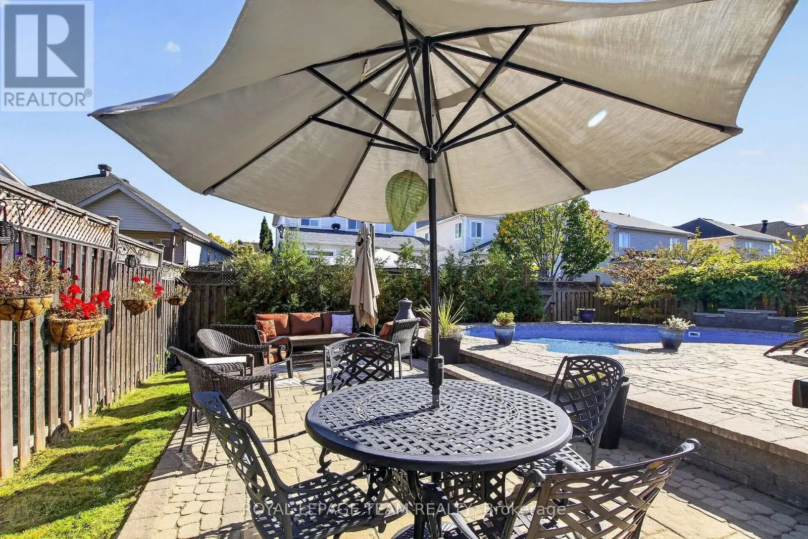 127 COYOTE CRESCENT