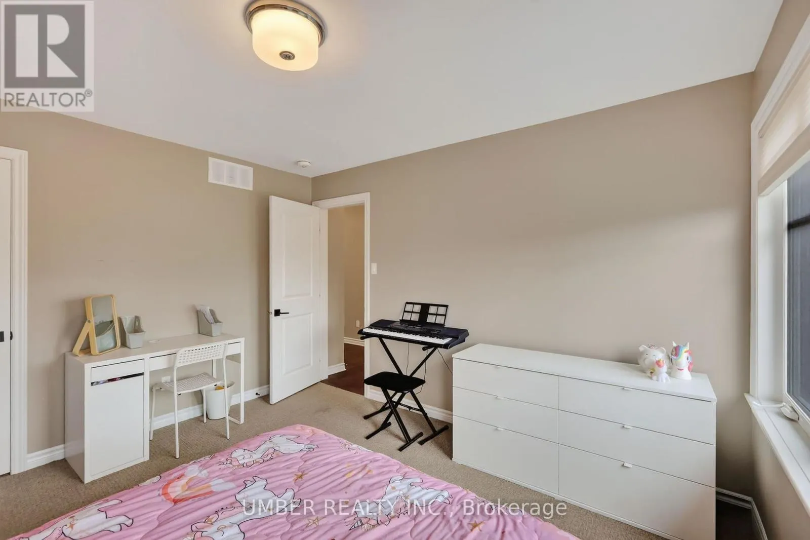 256 TROLLIUS WAY