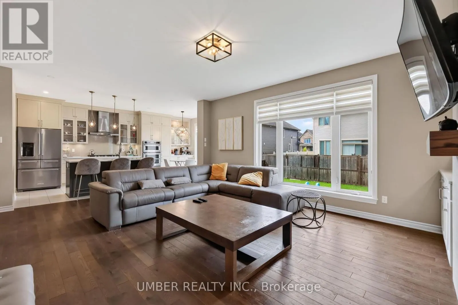 256 TROLLIUS WAY