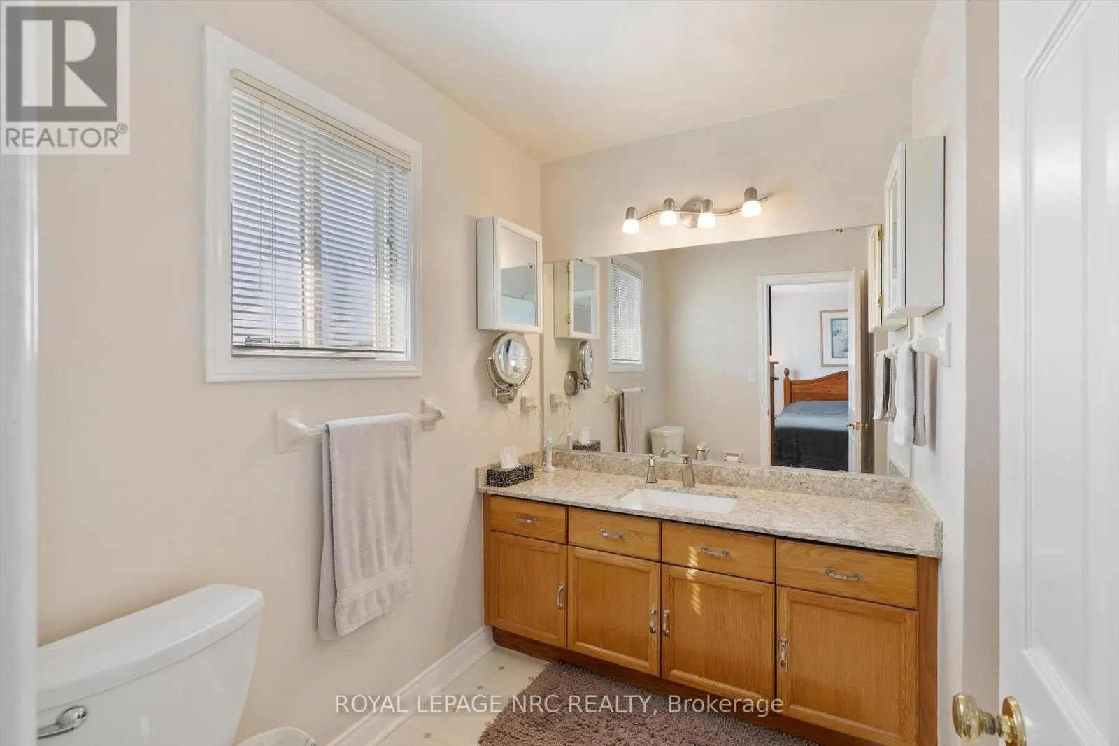 13 - 275 PELHAM ROAD #13