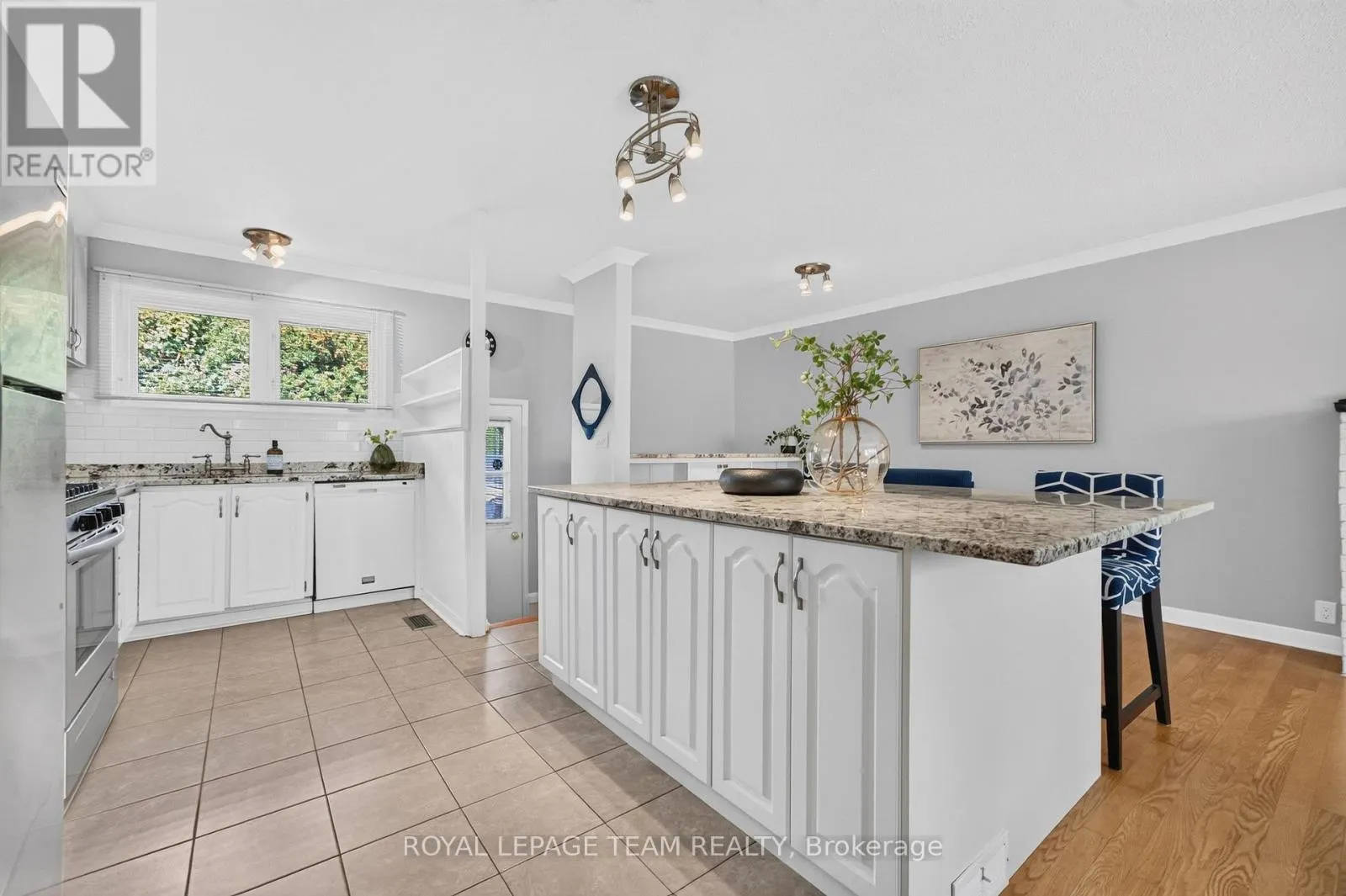 21 ELTERWATER AVENUE