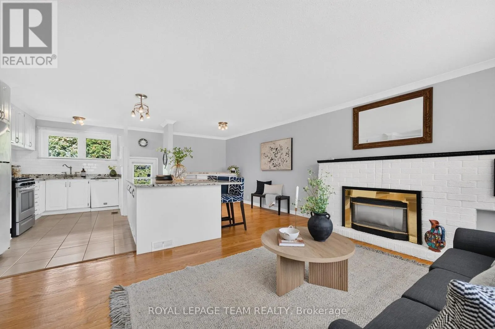 21 ELTERWATER AVENUE