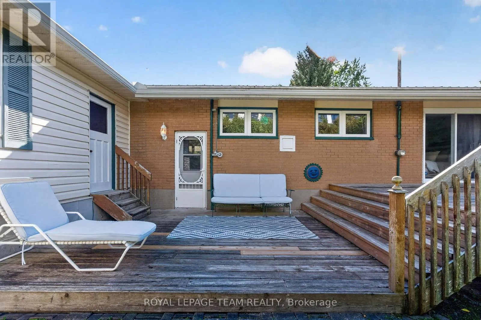 21 ELTERWATER AVENUE