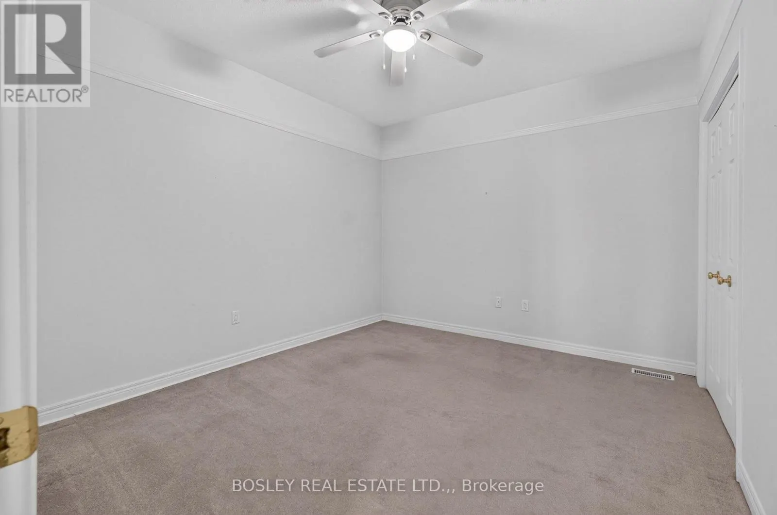 12 - 58 GLENDALE AVENUE #12