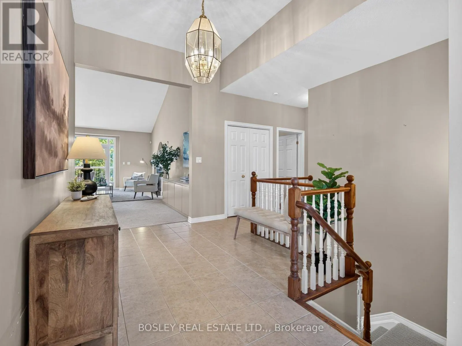12 - 58 GLENDALE AVENUE #12