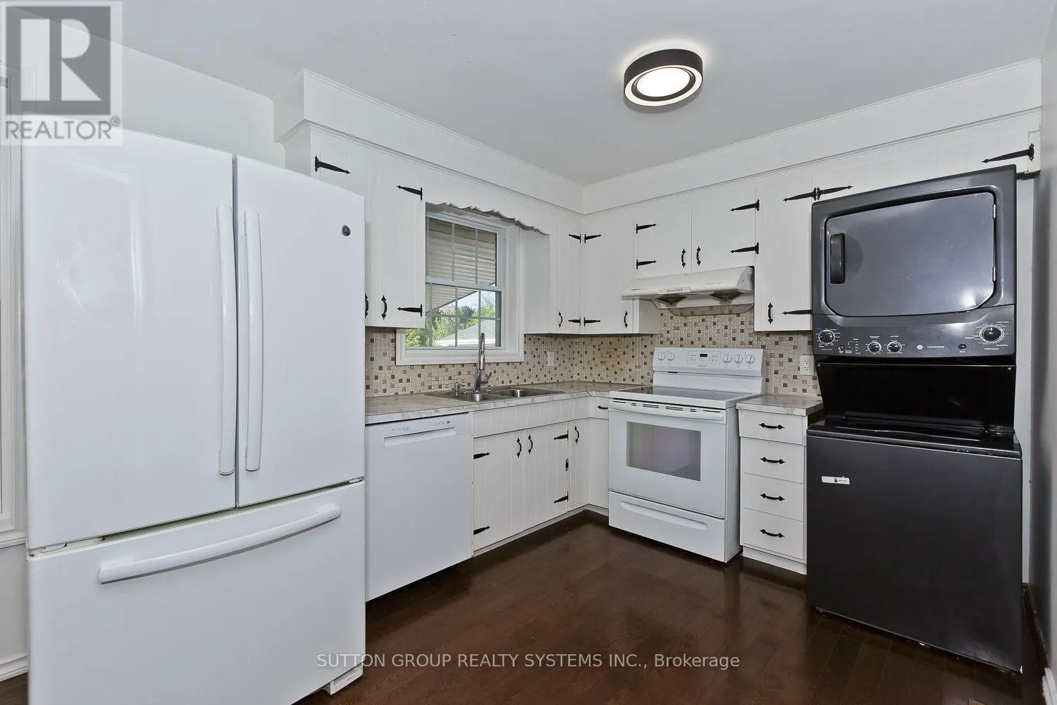MAIN - 33 CRESCENTWOOD DRIVE