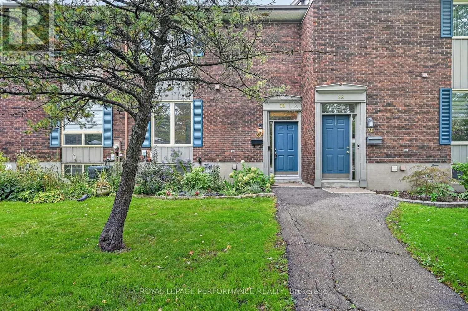 30 VIEWPOINTE PRIVATE