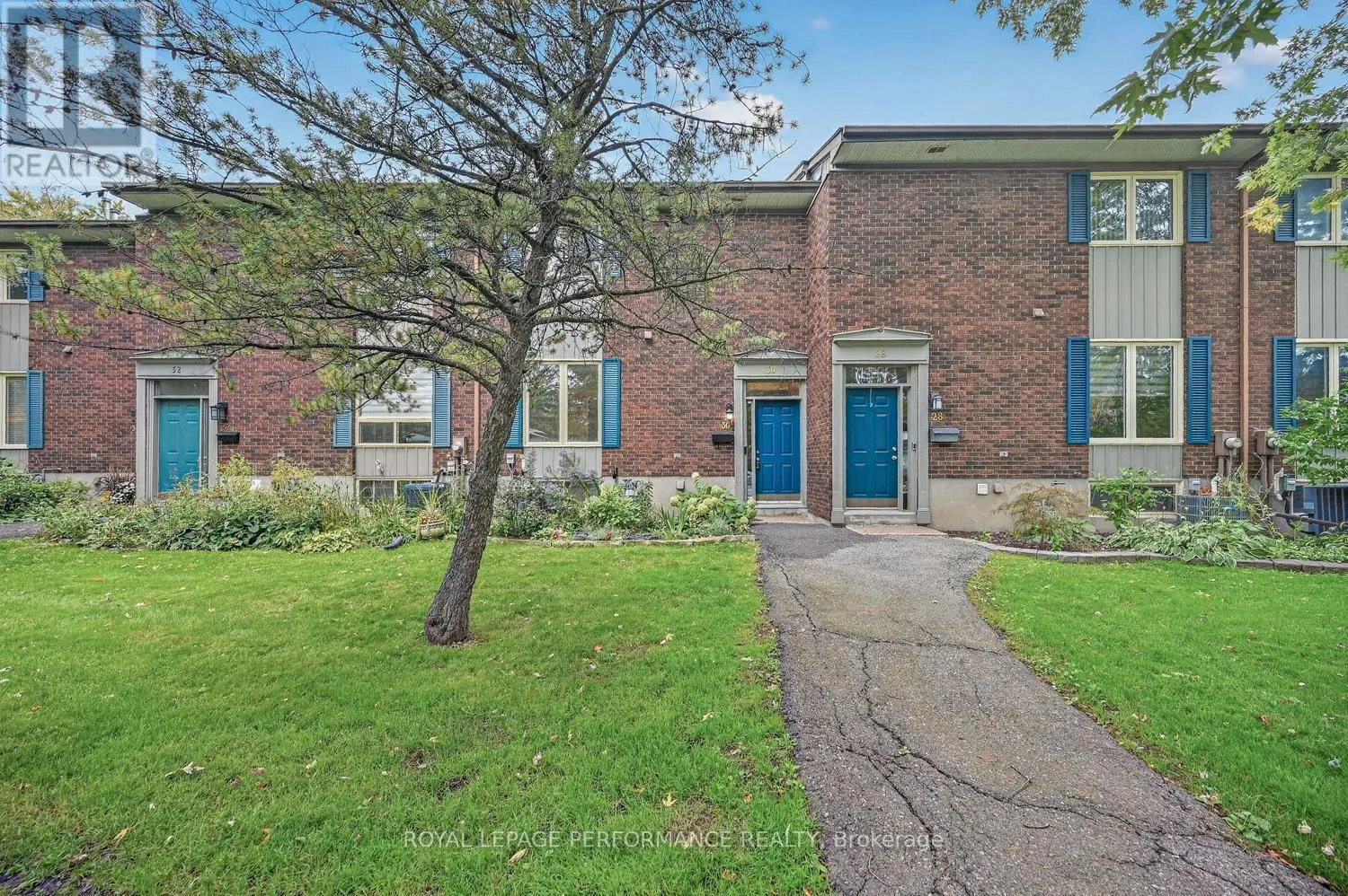 30 VIEWPOINTE PRIVATE