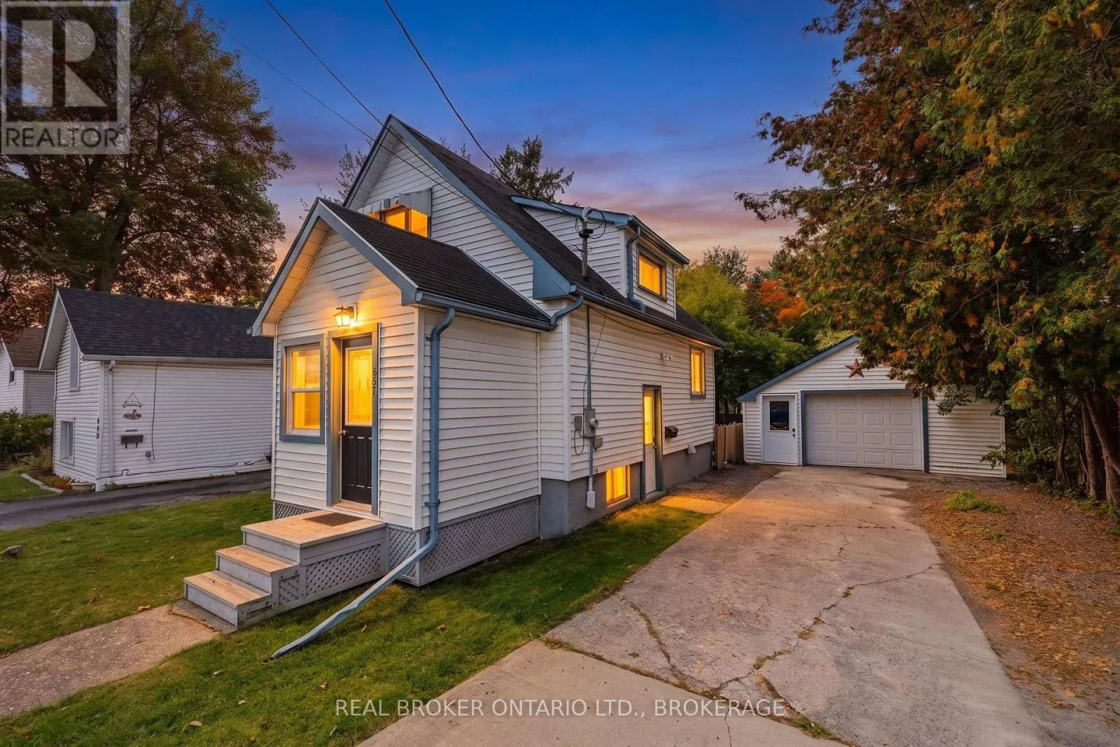 657 COLLINS BAY ROAD
