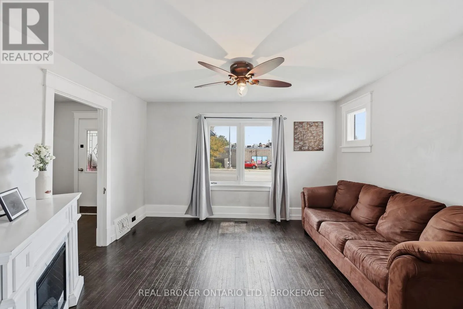 657 COLLINS BAY ROAD
