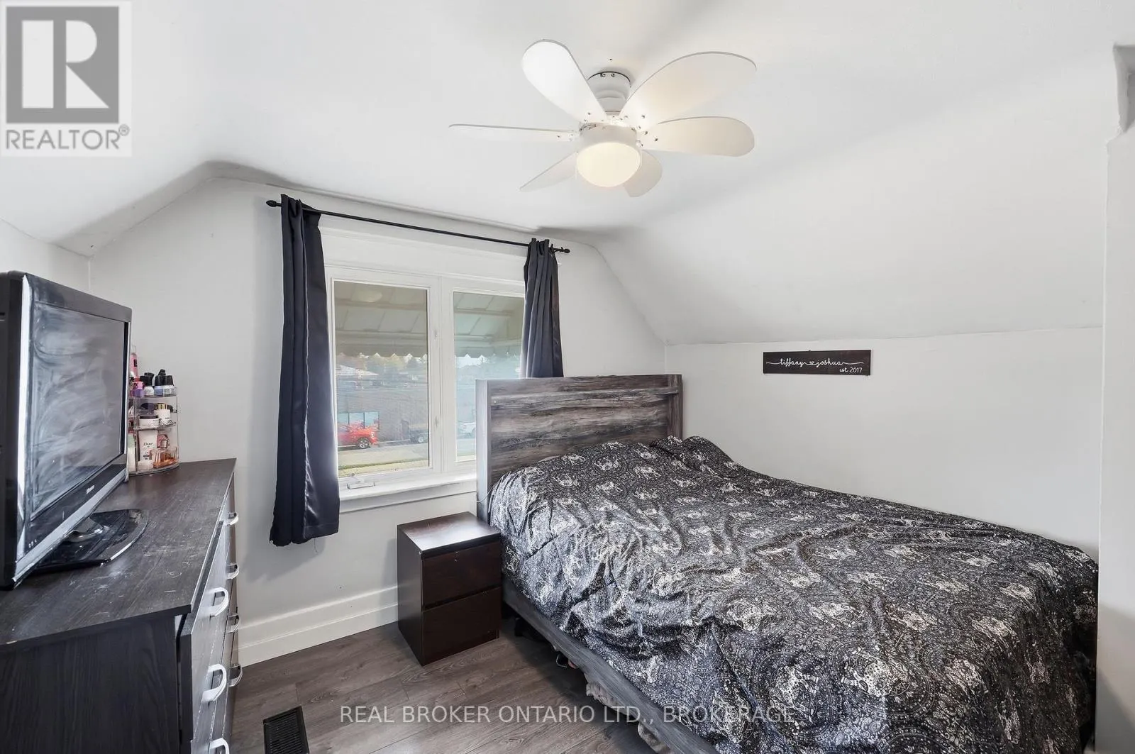 657 COLLINS BAY ROAD