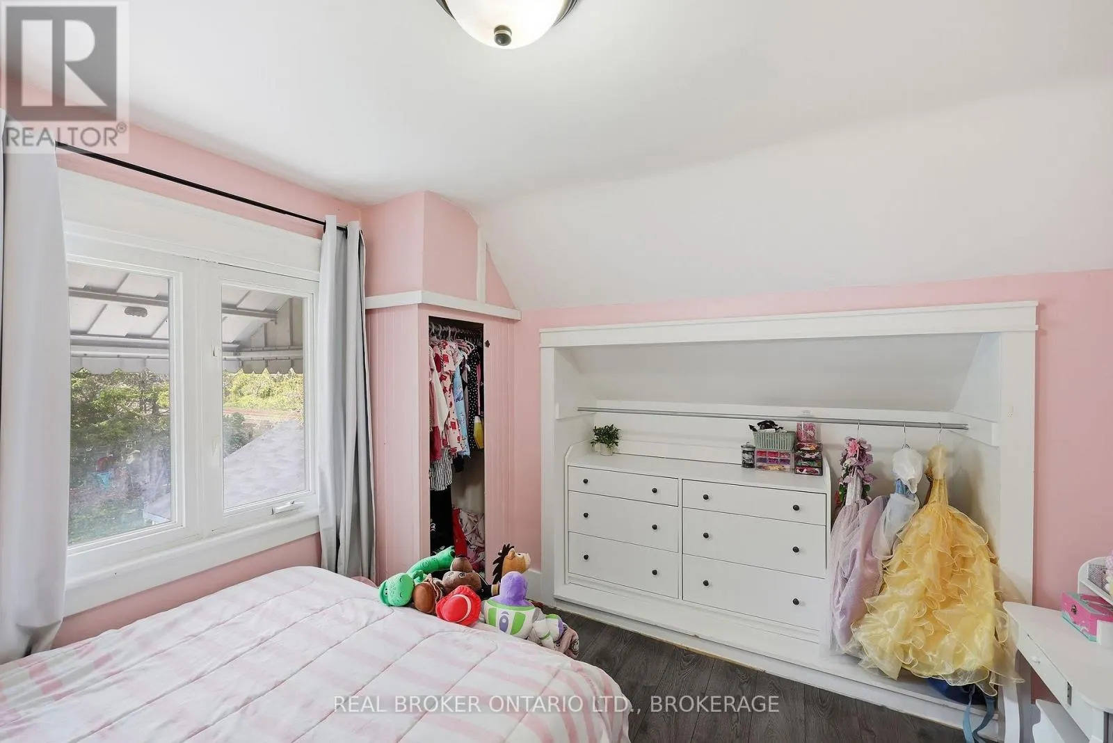 657 COLLINS BAY ROAD