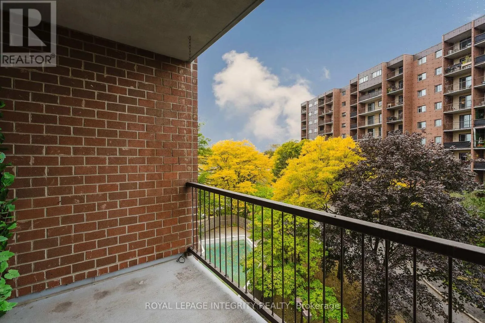 212 - 2650 SOUTHVALE CRESCENT