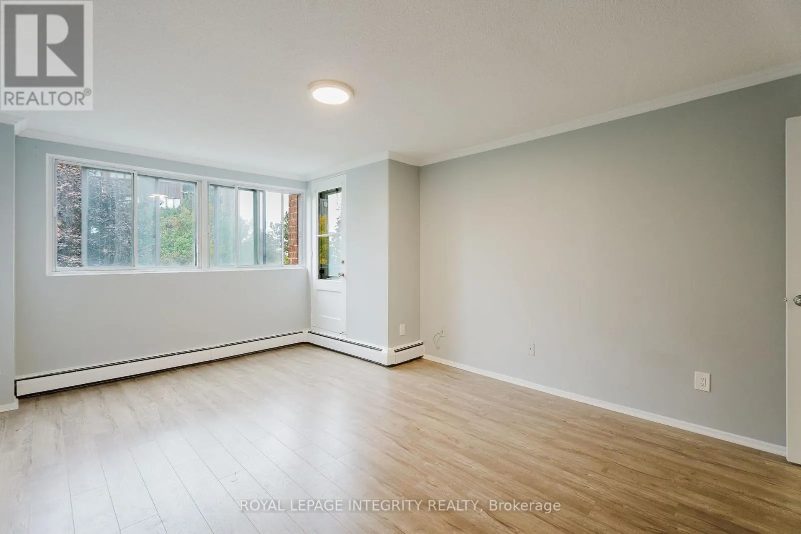 212 - 2650 SOUTHVALE CRESCENT