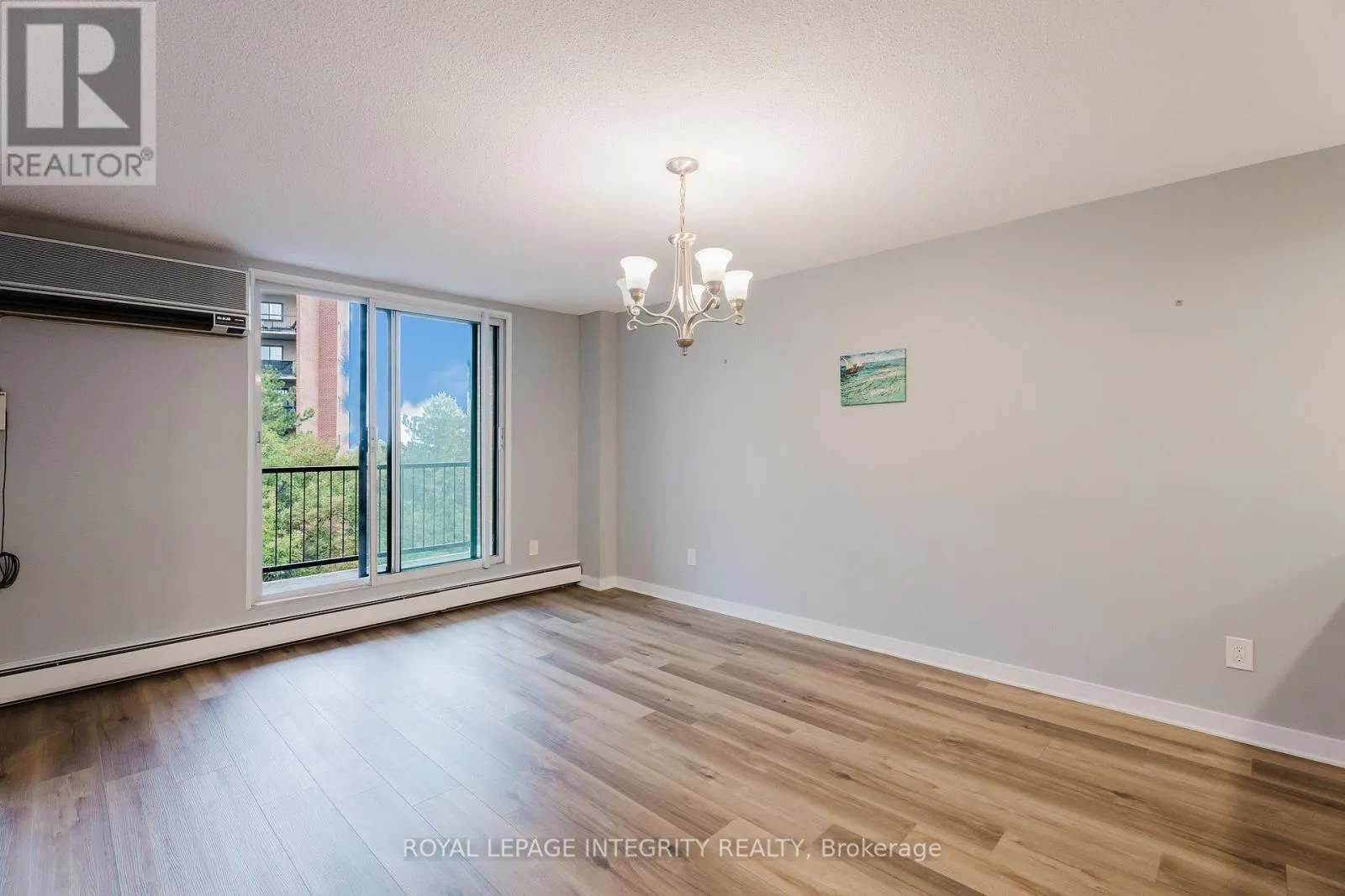 212 - 2650 SOUTHVALE CRESCENT