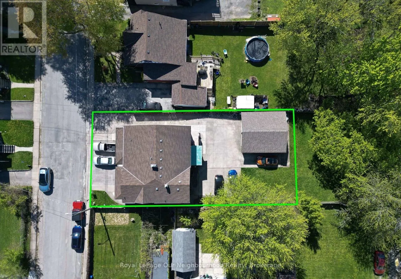 UNIT 2 - 5749 SUMMER STREET