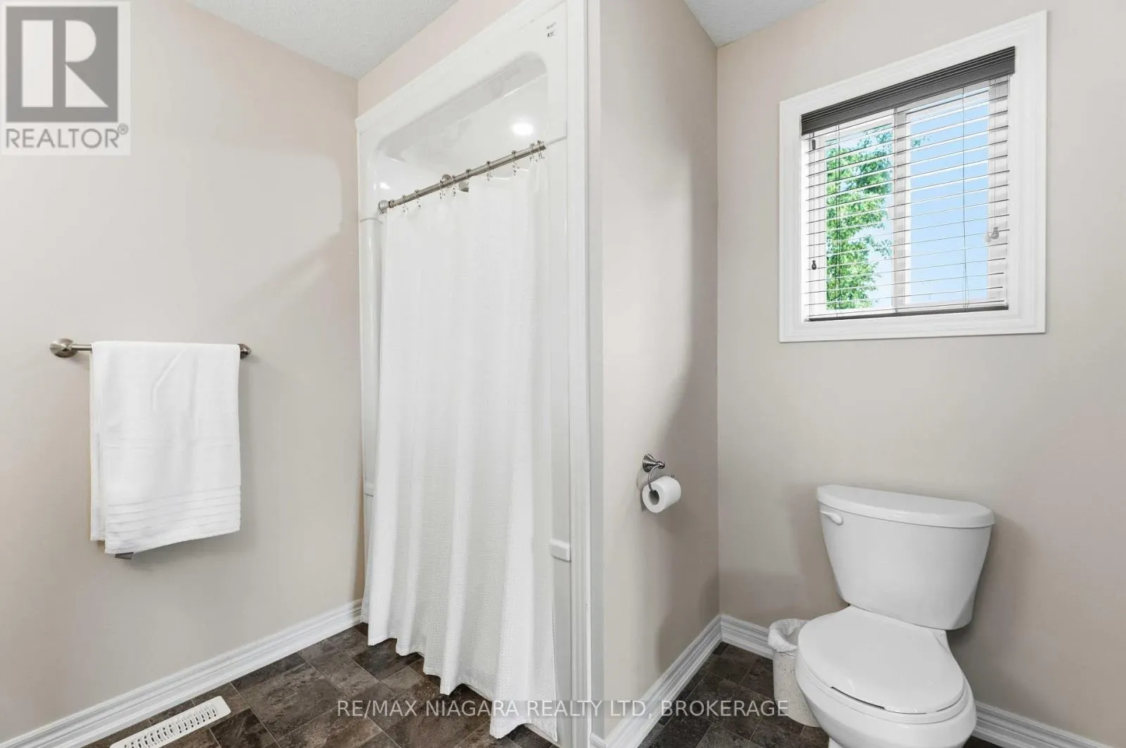23B BLOOMFIELD AVENUE